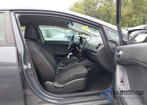 2016 Kia Forte Lx z USA, uszkodzony, nr VIN KNAFK4A66G5610008